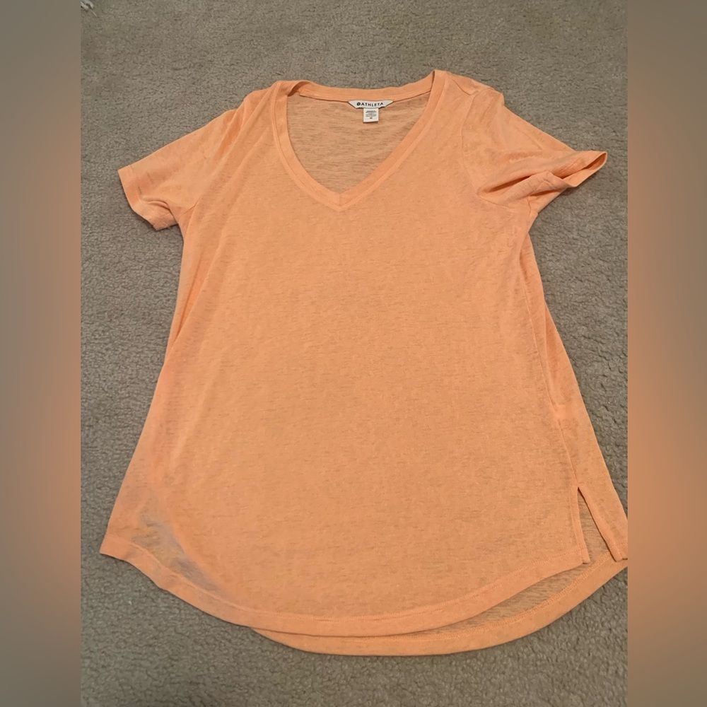 Athleta T
